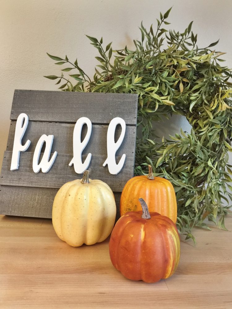 This fall farmhouse DIY decor idea is an easy fall craft that will bring the season right into your home.